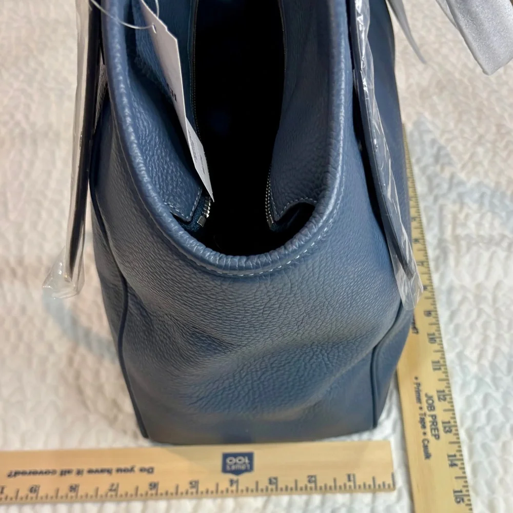 Coach Meadow New with Tags Denim Pebbled Leather Shoulder Bag + authenticity 📝 - Picture 4 of 16